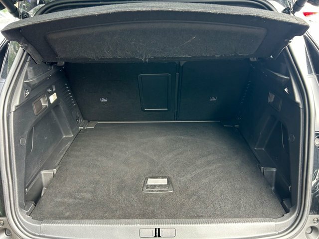 Peugeot 3008 Allure White #21