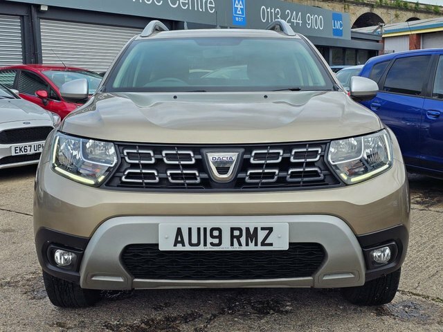 Dacia Duster Suv Beige #3