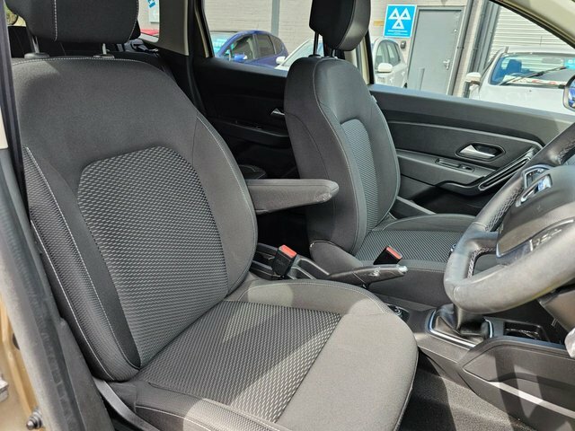 Dacia Duster Duster Essential Sce 4X2 Orange #43