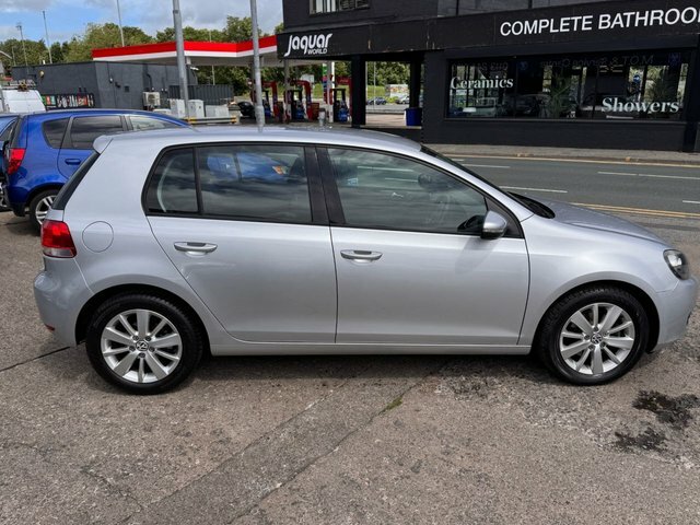 Volkswagen Golf Hatchback VK11DHN Silver #4