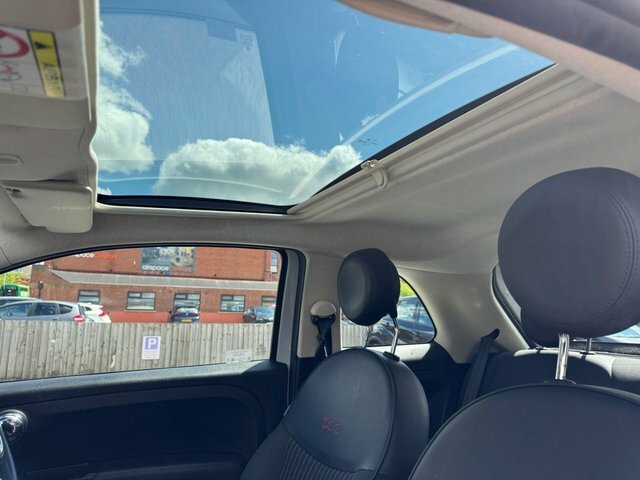 Fiat 500 Lounge Red #21