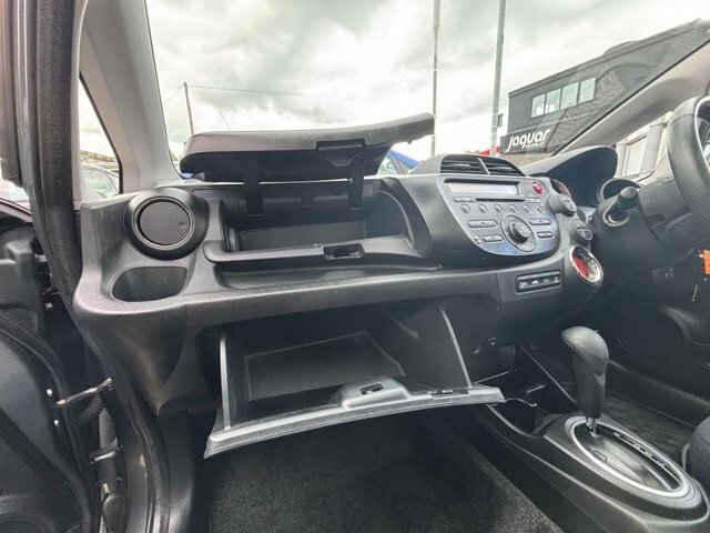 Honda Jazz Ex Red #21