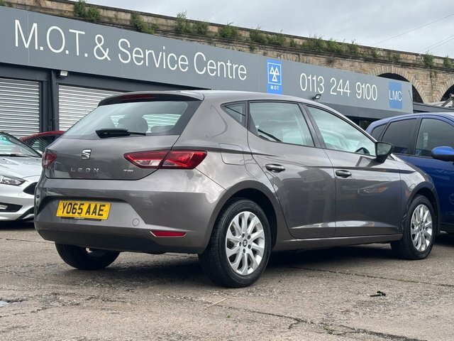 Seat Leon Hatchback Red #18