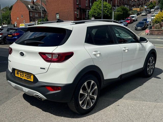 Kia Stonic Stonic 3 Crdi Isg White #3