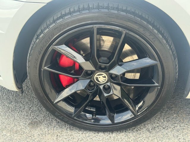 Skoda Octavia 1.0 Tsi Se Technology Black #19