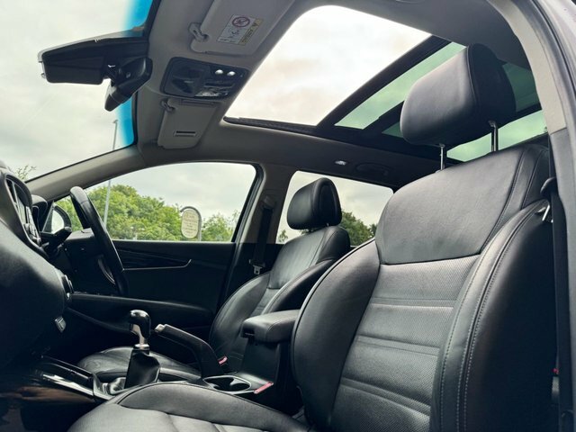 Kia Sorento Kx-3 Crdi Isg 4X4 Red #17