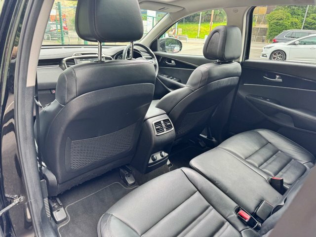 Kia Sorento Kx-3 Crdi Isg 4X4 Red #24