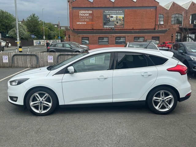 Ford Focus Hatchback BW17RCF White #6