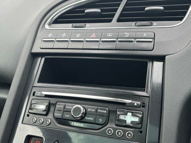 Peugeot 5008 5008 Active Blue Hdi Ss Black #35