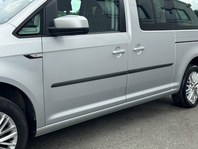 Volkswagen Caddy Maxi Life 2.0 Tdi #11