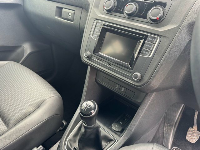 Volkswagen Caddy Maxi Life 2.0 Tdi #32