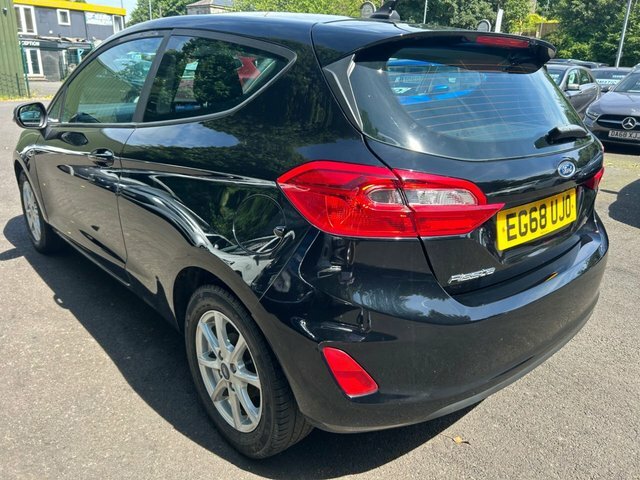 Ford Fiesta Hatchback Black #6