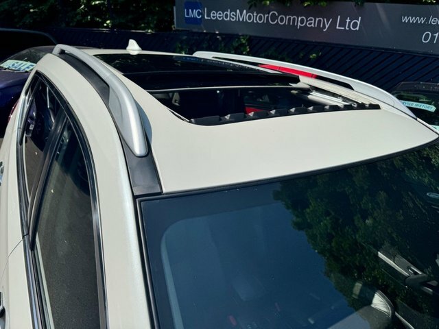 Nissan X-Trail Suv White #4