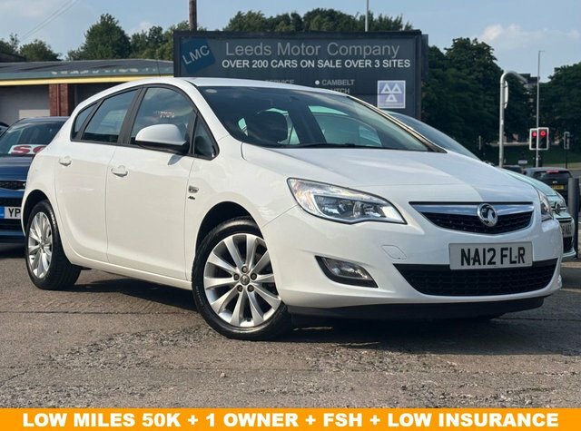 Vauxhall Astra Hatchback White
