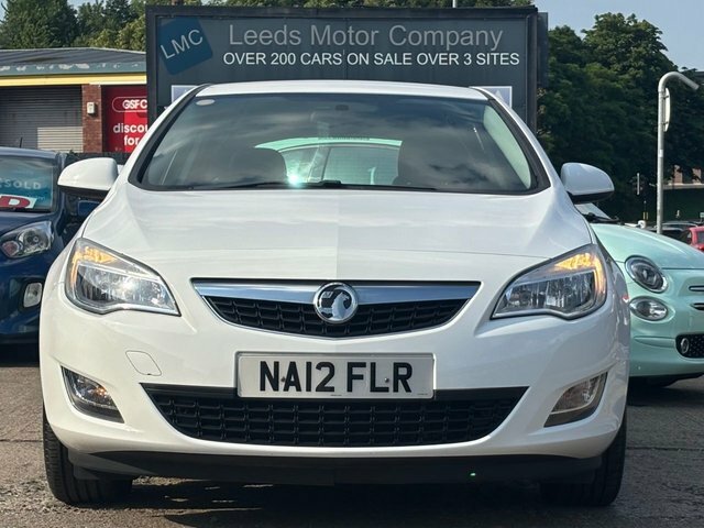 Vauxhall Astra Hatchback NA12FLR White #6