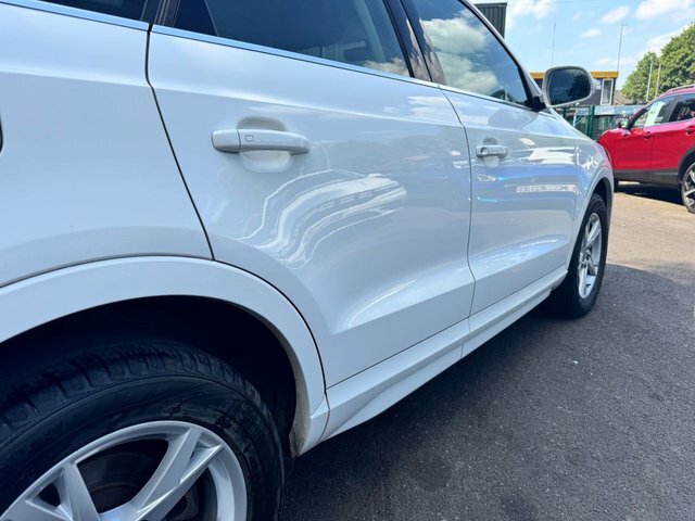 Audi Q3 Suv RO18CGF White #5