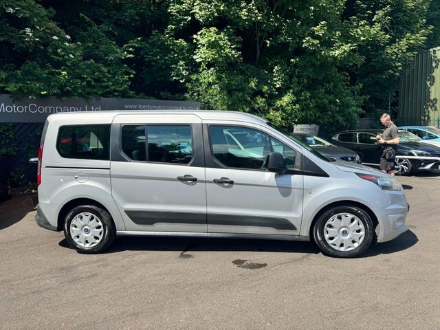 Ford Grand Tourneo Connect Tourneo Connect Grand Zetec Tdci Silver #4