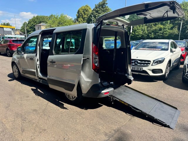 Ford Grand Tourneo Connect Mpv 1.5 Tdci Titanium 2017 Blue #12