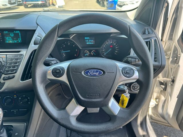 Ford Grand Tourneo Connect Mpv 1.5 Tdci Titanium 2017 Blue #38