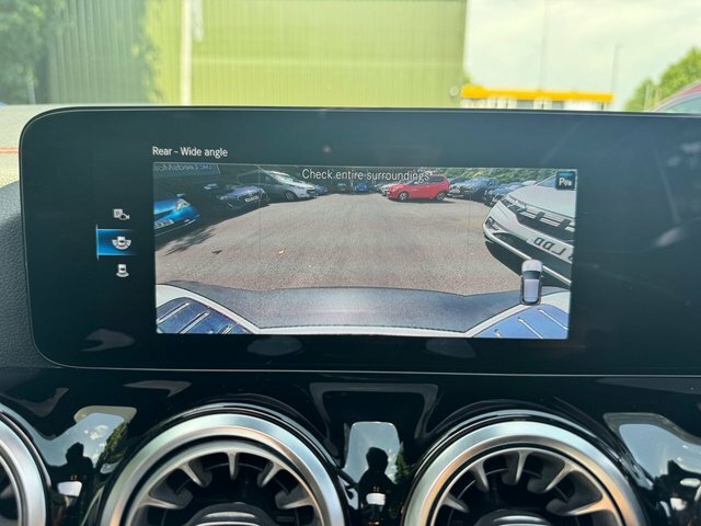 Mercedes-Benz EQA Eqa 300 66.5Kwh Amg Line Premium 4Matic  #51