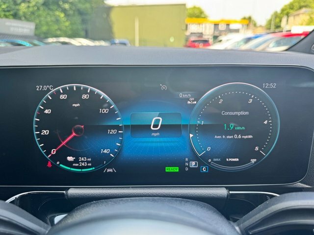 Mercedes-Benz EQA Eqa 300 66.5Kwh Amg Line Premium 4Matic  #55