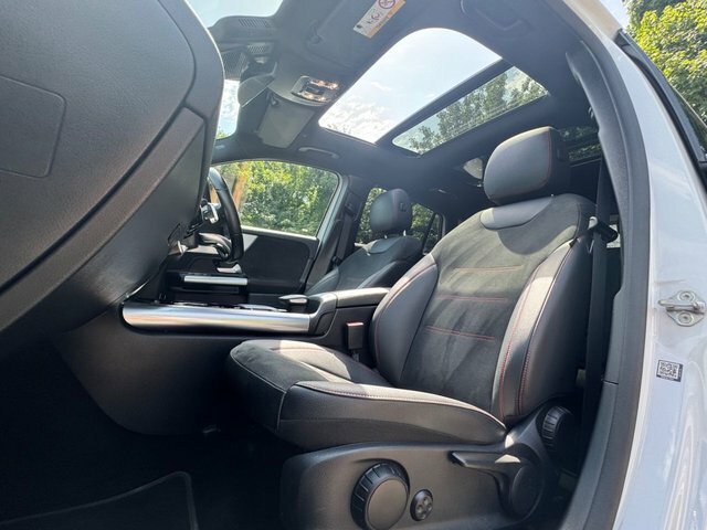Mercedes-Benz EQA Eqa 300 66.5Kwh Amg Line Premium 4Matic  #27