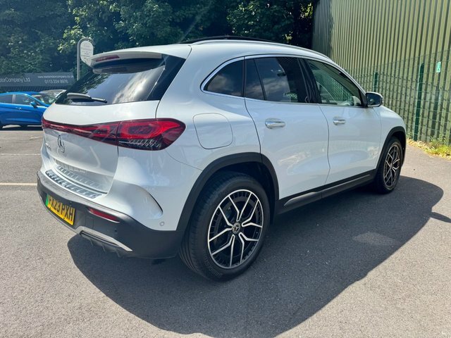 Mercedes-Benz EQA Eqa 300 66.5Kwh Amg Line Premium 4Matic  #7