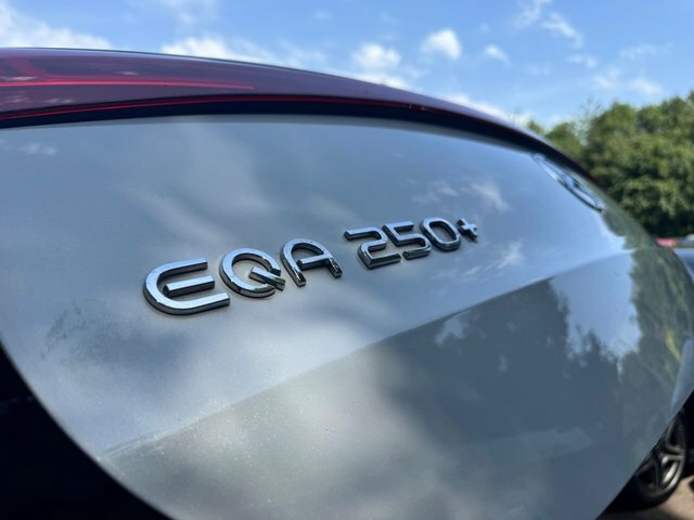 Mercedes-Benz EQA Eqa 300 66.5Kwh Amg Line Premium 4Matic  #69