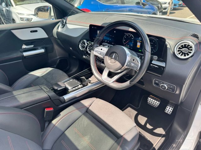Mercedes-Benz EQA Eqa 300 66.5Kwh Amg Line Premium 4Matic  #44