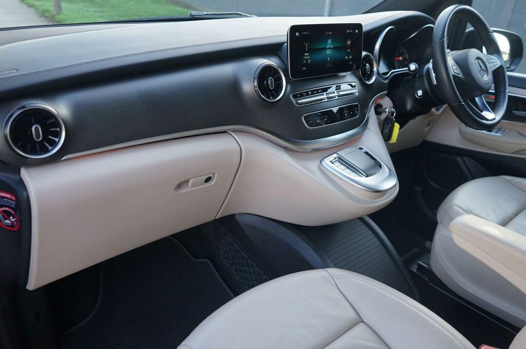 Mercedes-Benz V Class Mpv Black #13