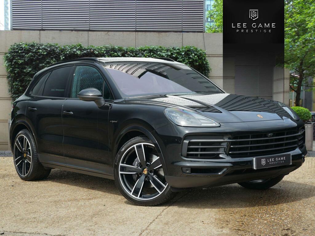 Porsche Cayenne 3.0 V6 E-hybrid 17.9Kwh Platinum Edition Tiptronic Black