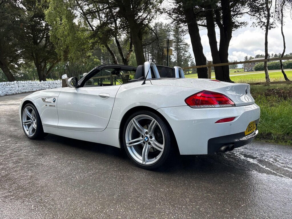 BMW Z4 Convertible Black #16
