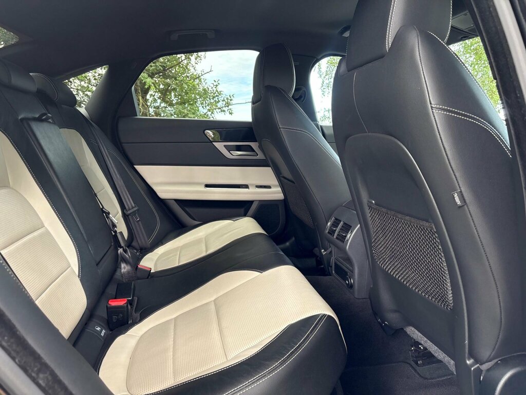 Jaguar XF 3.0D V6 S Black #34