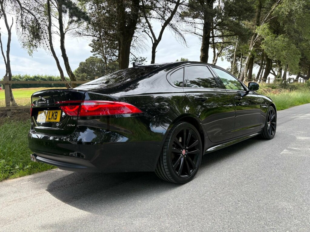 Jaguar XF 3.0D V6 S Black #7