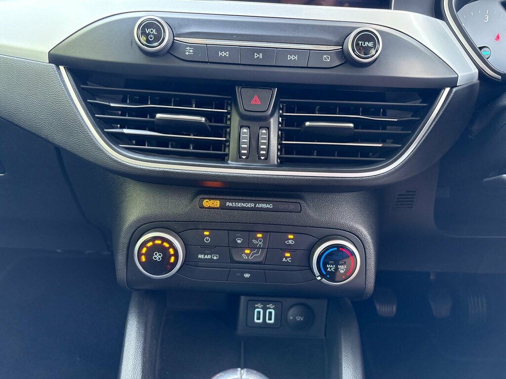 Ford Focus 1.0 Ecoboost Hybrid Mhev 155 St-line X Edition Grey #35