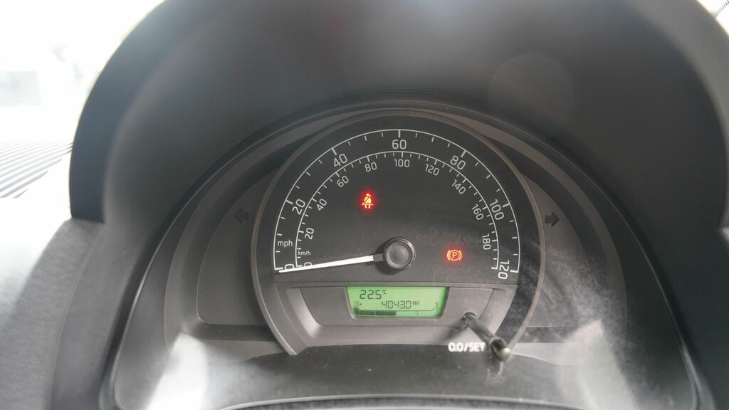Skoda Citigo 2013 1.0 Mpi S Hatchback Euro 5 Green #4