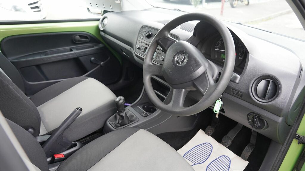 Skoda Citigo 2013 1.0 Mpi S Hatchback Euro 5 Green #2