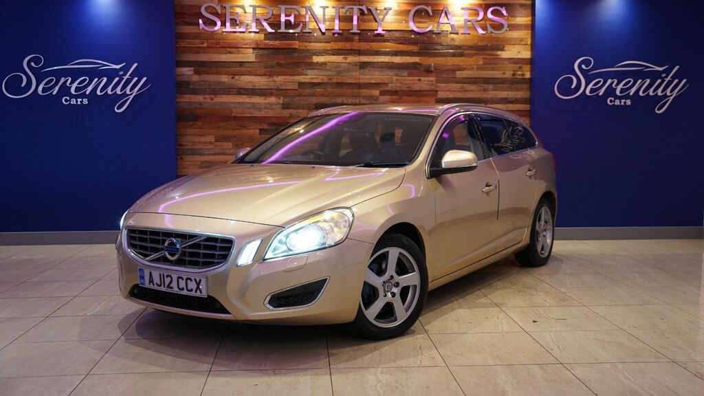 Volvo V60 2.0 D3 R-design Red #11