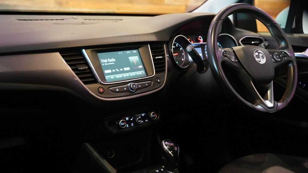 Vauxhall Crossland X 2018 1.2 Elite Suv Euro 6 83 Ps Black #2