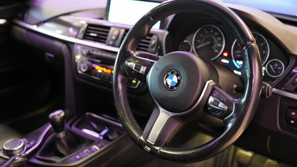 BMW 4 Series Gran Coupe 2015 2.0 418D M Sport Hatchback Blue #2