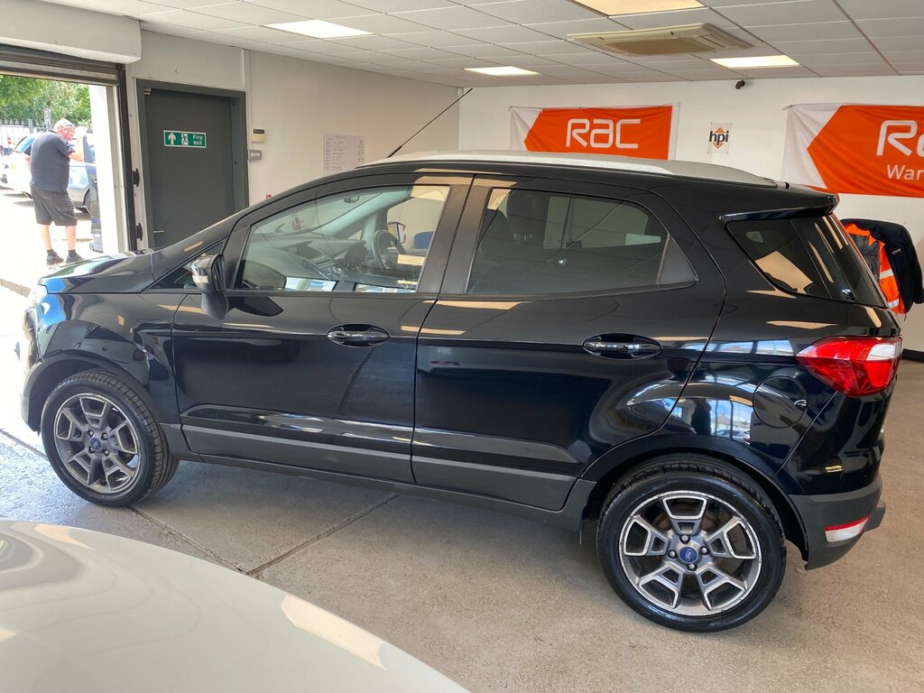 Ford Ecosport Titanium White #10