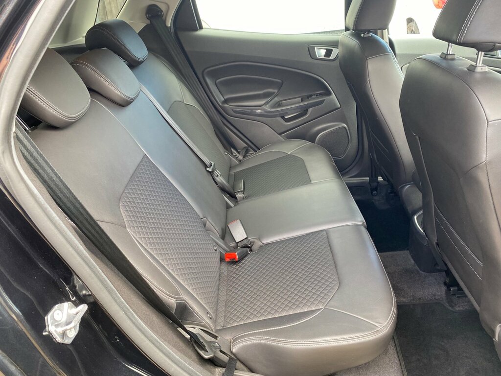 Ford Ecosport Titanium White #23
