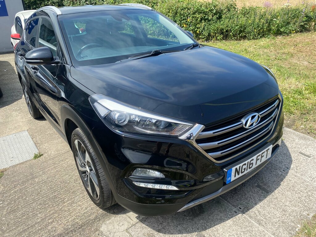 Hyundai Tucson 2.0 Crdi Premium Suv 4Wd Euro 6 Black