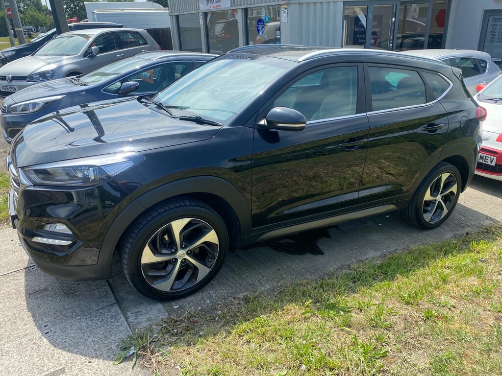 Hyundai Tucson 2.0 Crdi Premium Suv 4Wd Euro 6 Black #3