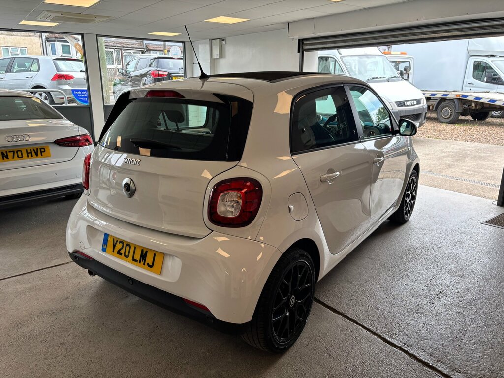 Smart Forfour 0.9T Proxy Premium Plus Hatchback Man White #3