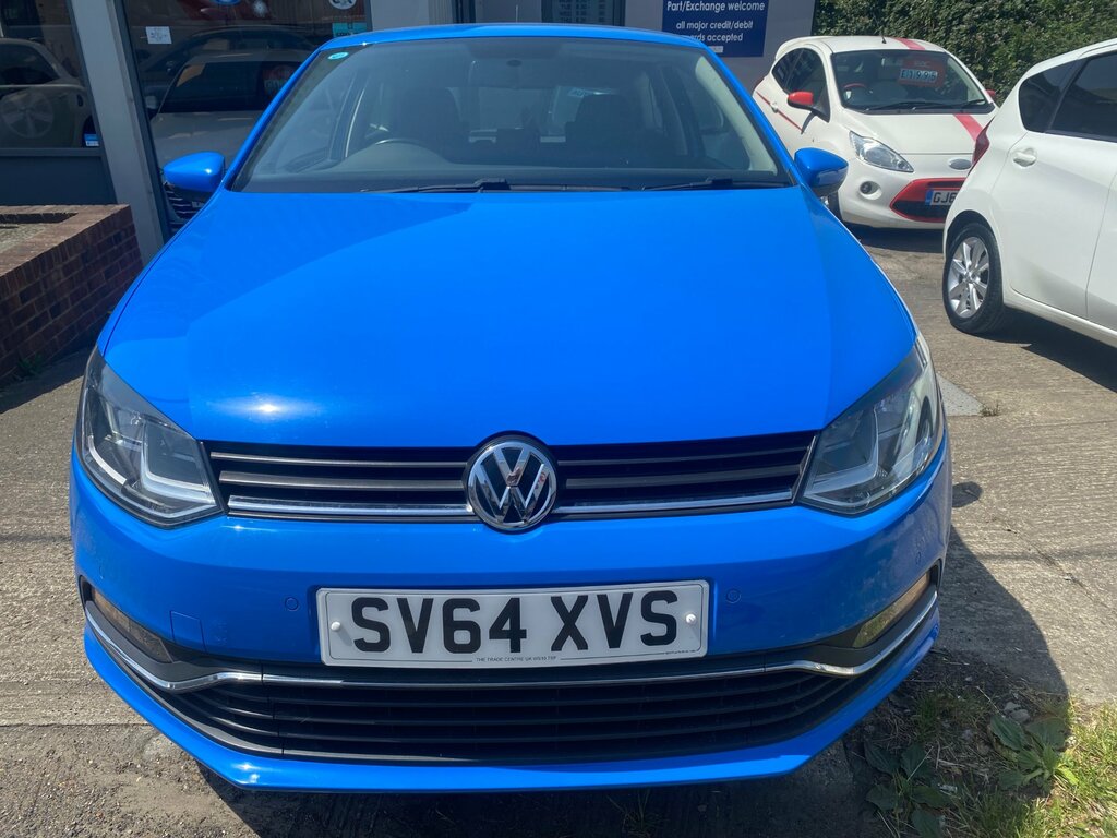 Volkswagen Polo Hatchback Red #7