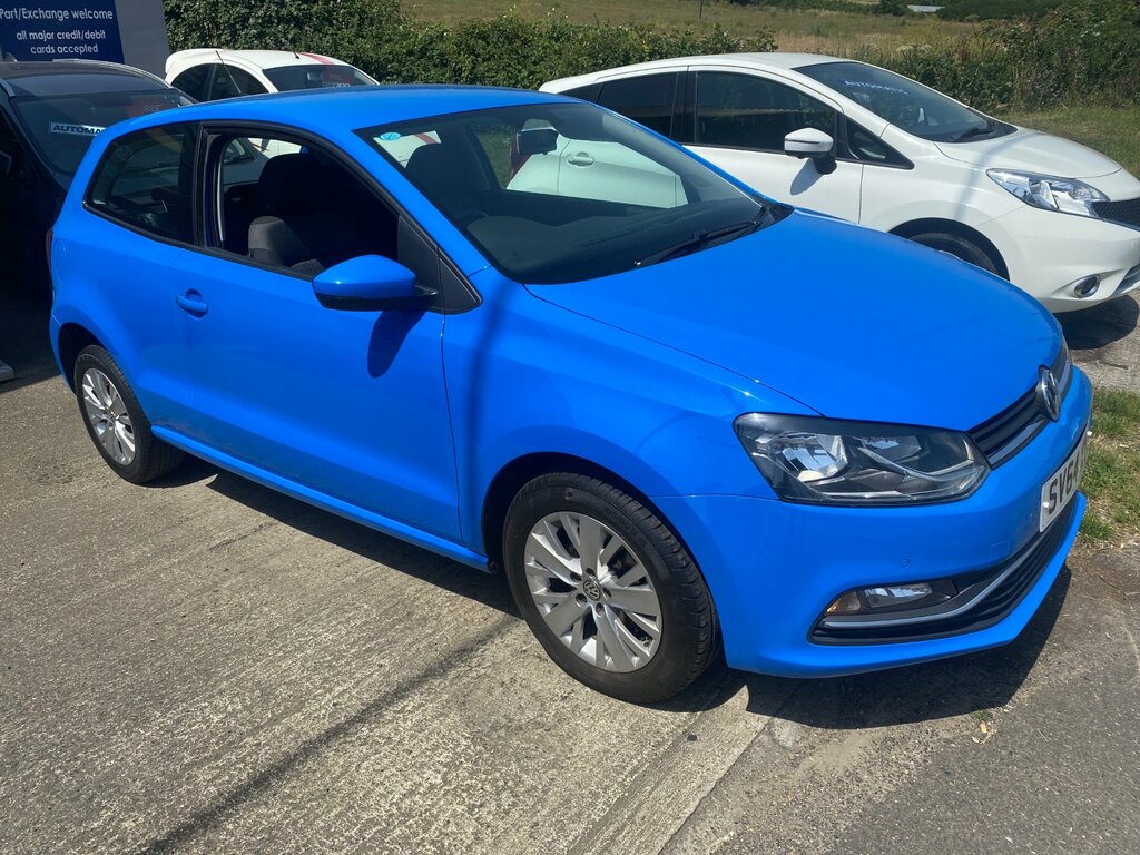 Volkswagen Polo Hatchback Red #5
