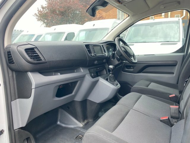 Peugeot Expert 1.5 Blue Hdi Professional NV22RKA White #4