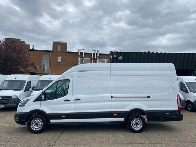 Ford Transit Custom Custom 2.0 Ecoblue 130Ps Low Roof Limited Van White #2