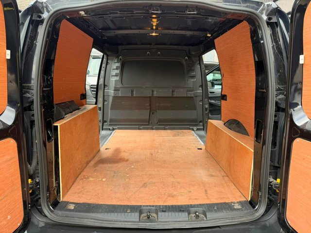 Volkswagen Caddy Maxi 2.0 Tdi 102Ps Commerce Plus Van Grey #15